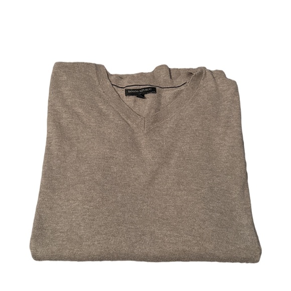 Banana Republic Men's V-Neck Sweater, Heather Beige, Large, EUC - Picture 1 of 2